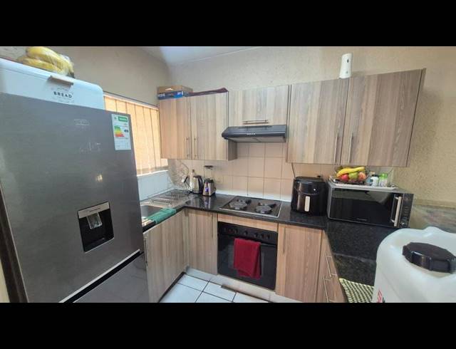 1 BEDROOM PROPERTY TO RENT IN WESTDENE